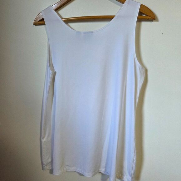 EUC CHICO'S WHITE SCOOP NECK TANK TOP SIZE 1 / WOMENS MEDIUM - Picture 3 of 15
